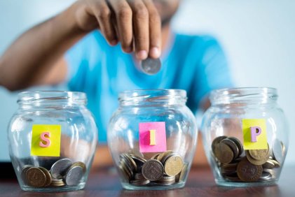 Building Wealth with Systematic Investment Plans: 4 Essential Strategies